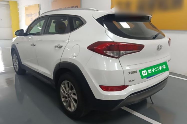 Used Hyundai Tucson 2015 1.6T Dual-Clutch Two-Wheel-Drive Smart Model Rear Left 45 Deg