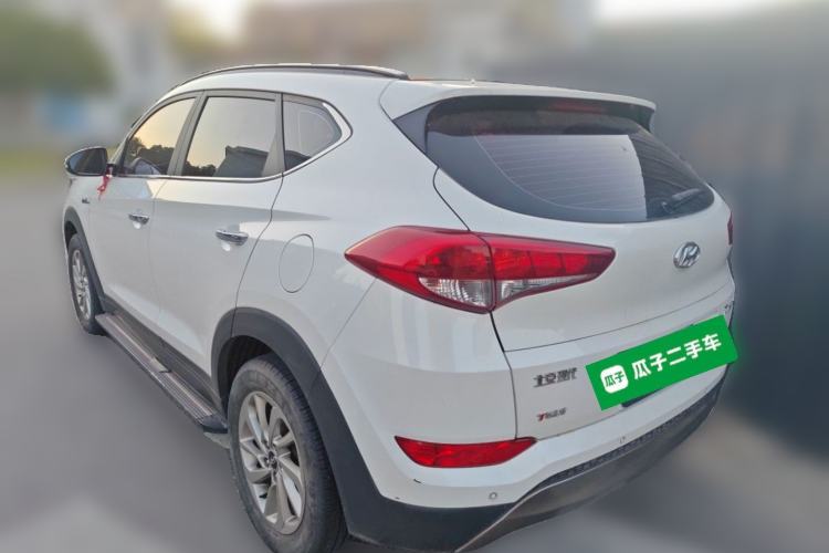 Used Hyundai Tucson 2015 1.6T Dual-Clutch Two-Wheel-Drive Smart Model Rear Left 45 Deg