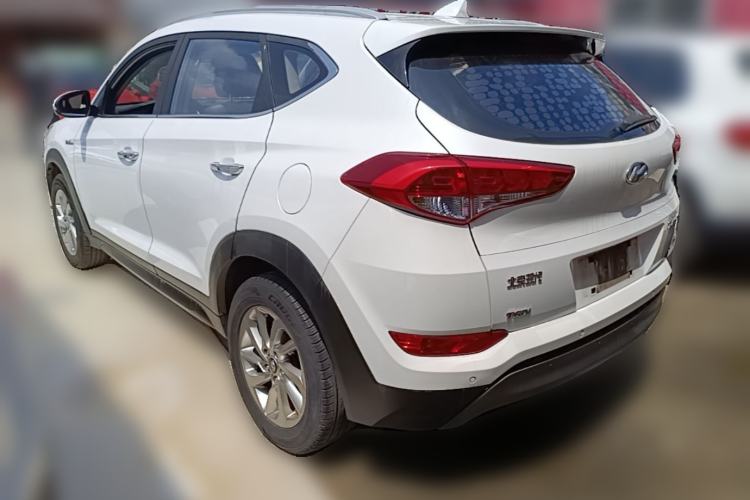 Used Hyundai Tucson 2015 1.6T Dual-Clutch Two-Wheel-Drive Smart Model Rear Left 45 Deg
