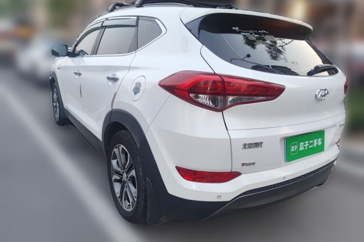 Used Hyundai Tucson 2015 1.6T Dual-Clutch All-Wheel-Drive Premium Model Rear Left 45 Deg