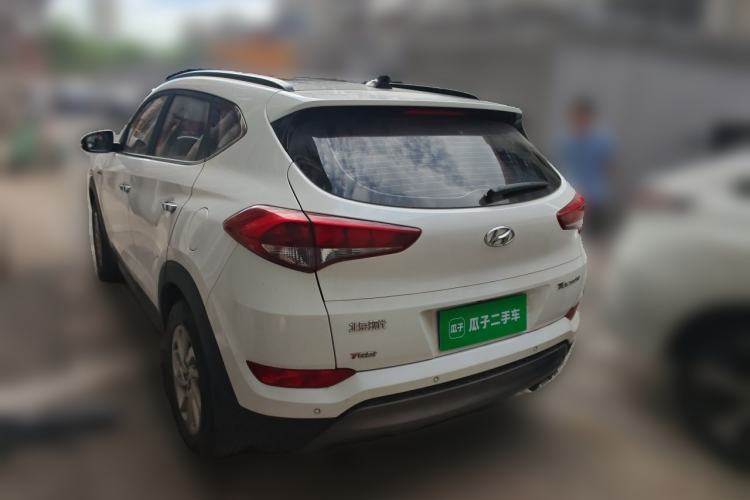 Used Hyundai Tucson 2015 1.6T Dual-Clutch Two-Wheel-Drive Smart Model Rear Left 45 Deg