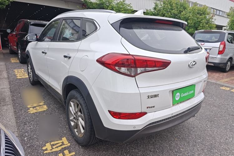 Used Hyundai Tucson 2015 1.6T Dual-Clutch Two-Wheel-Drive Smart Model Rear Left 45 Deg