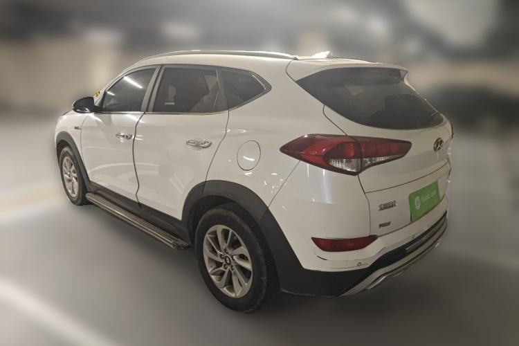 Used Hyundai Tucson 2015 1.6T Dual-Clutch Two-Wheel-Drive Smart Model Rear Left 45 Deg