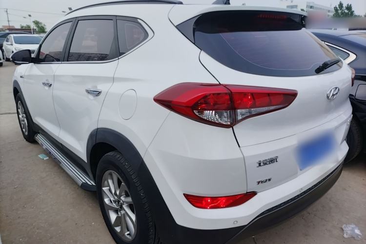 Used Hyundai Tucson 2015 1.6T Dual-Clutch Two-Wheel-Drive Smart Model Rear Left 45 Deg