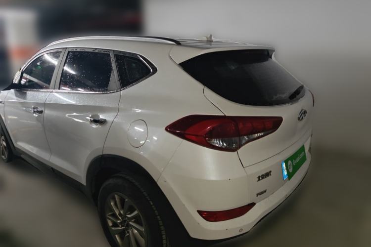 Used Hyundai Tucson 2015 1.6T Dual-Clutch Two-Wheel-Drive Smart Model Rear Left 45 Deg