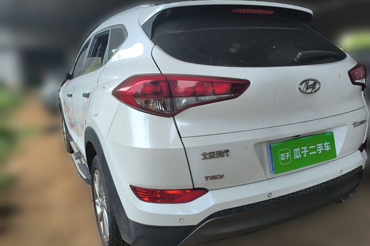 Used Hyundai Tucson 2015 1.6T Dual-Clutch Two-Wheel-Drive Smart Model Rear Left 45 Deg