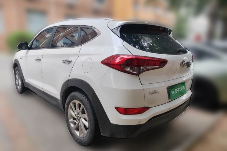Used Hyundai Tucson 2015 1.6T Dual-Clutch Two-Wheel-Drive Smart Model Rear Left 45 Deg