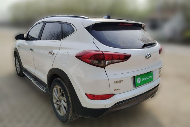 Used Hyundai Tucson 2015 1.6T Dual-Clutch Two-Wheel-Drive Smart Model Rear Left 45 Deg