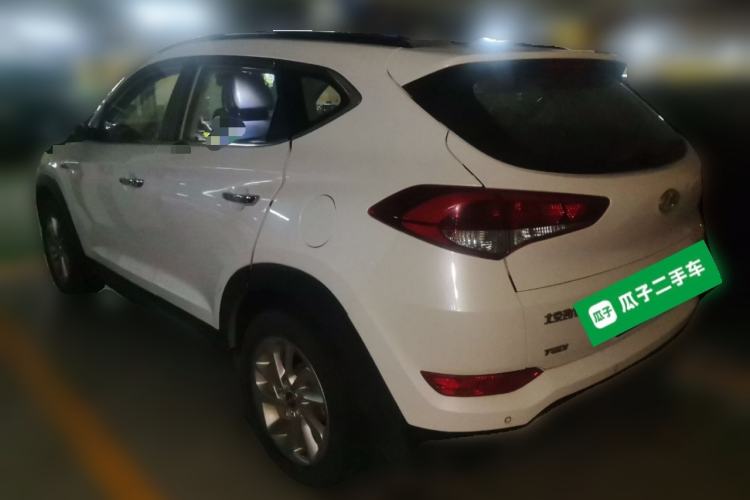 Used Hyundai Tucson 2015 1.6T Dual-Clutch Two-Wheel-Drive Smart Model Rear Left 45 Deg