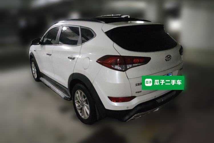 Used Hyundai Tucson 2015 1.6T Dual-Clutch Two-Wheel-Drive Smart Model Rear Left 45 Deg
