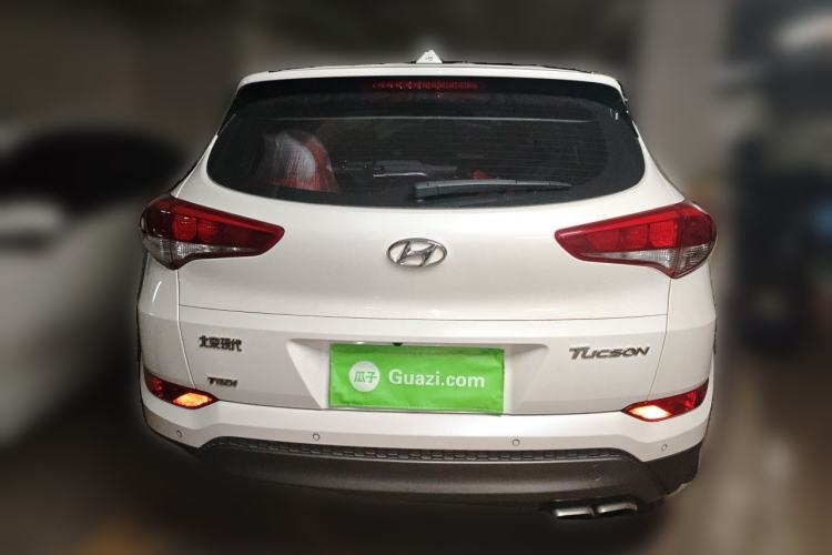 Used Hyundai Tucson 2015 1.6T Dual-Clutch Two-Wheel-Drive Smart Model Rear
