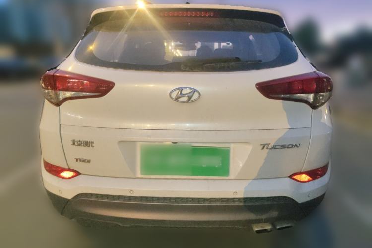 Used Hyundai Tucson 2015 1.6T Dual-Clutch Two-Wheel-Drive Smart Model Rear