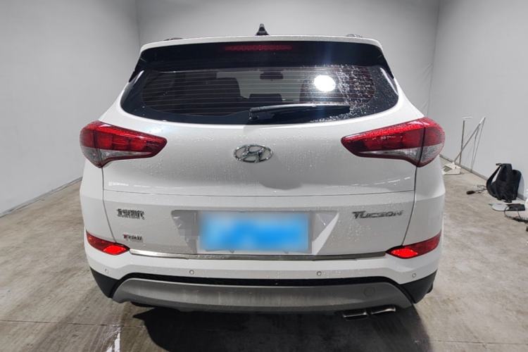 Used Hyundai Tucson 2015 1.6T Dual-Clutch Two-Wheel-Drive Smart Model Rear