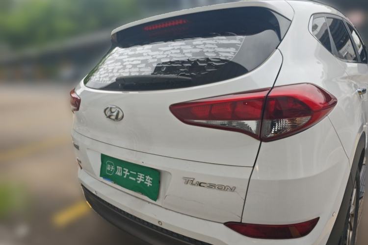 Used Hyundai Tucson 2015 1.6T Dual-Clutch Four-Wheel Drive Flagship Model Rear