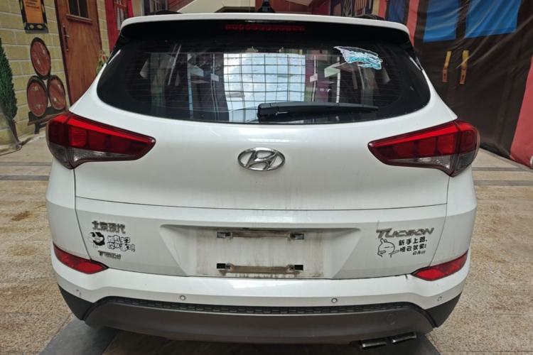 Used Hyundai Tucson 2015 1.6T Dual-Clutch Two-Wheel-Drive Smart Model Rear