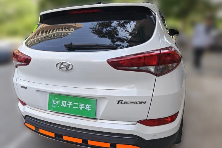Used Hyundai Tucson 2015 1.6T Dual-Clutch Two-Wheel-Drive Smart Model Rear