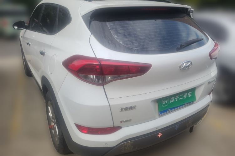 Used Hyundai Tucson 2015 1.6T Dual-Clutch Two-Wheel-Drive Smart Model Rear