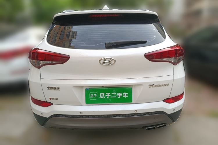 Used Hyundai Tucson 2015 1.6T Dual-Clutch Two-Wheel-Drive Smart Model Rear