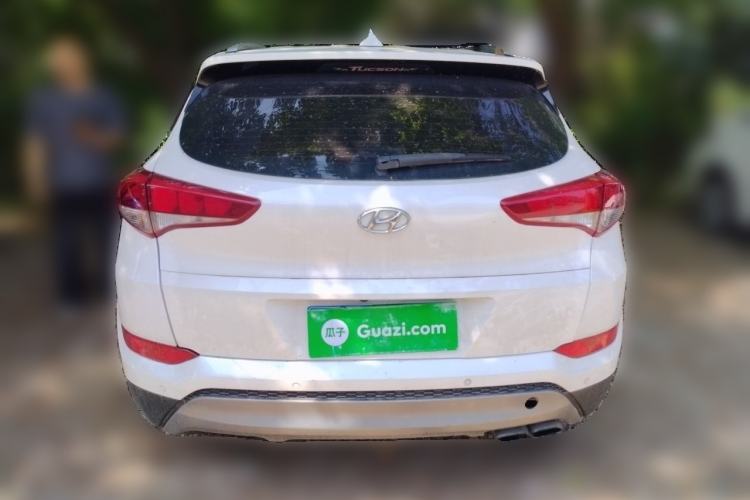 Used Hyundai Tucson 2015 1.6T Dual-Clutch Two-Wheel-Drive Smart Model Rear