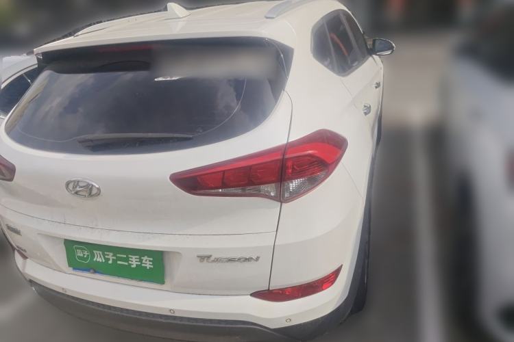 Used Hyundai Tucson 2015 1.6T Dual-Clutch Two-Wheel-Drive Smart Model Rear