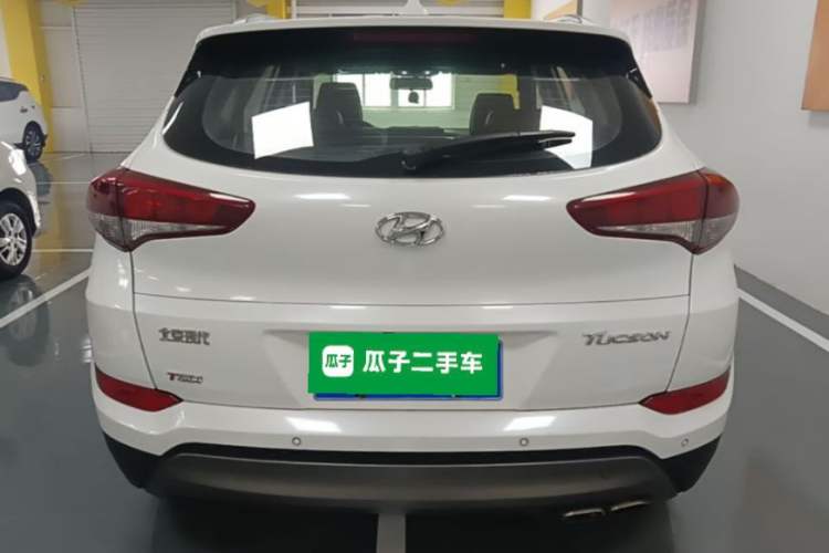 Used Hyundai Tucson 2015 1.6T Dual-Clutch Two-Wheel-Drive Smart Model Rear