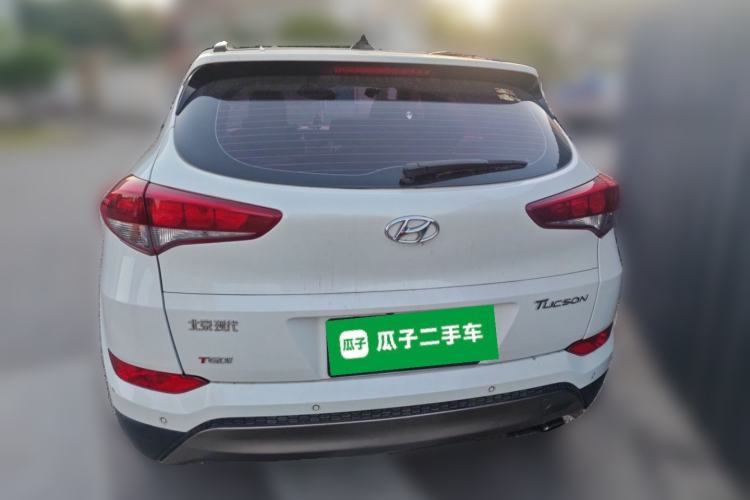 Used Hyundai Tucson 2015 1.6T Dual-Clutch Two-Wheel-Drive Smart Model Rear