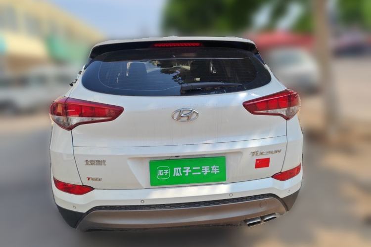 Used Hyundai Tucson 2015 1.6T Dual-Clutch Two-Wheel-Drive Smart Model Rear