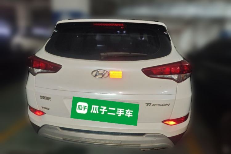 Used Hyundai Tucson 2015 1.6T Dual-Clutch Two-Wheel-Drive Smart Model Rear