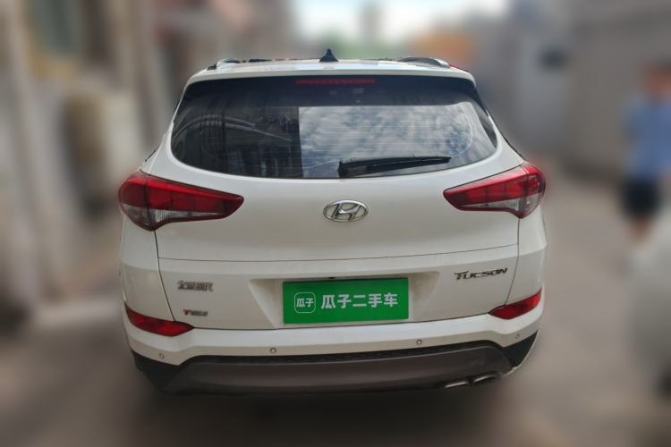 Used Hyundai Tucson 2015 1.6T Dual-Clutch Two-Wheel-Drive Smart Model Rear
