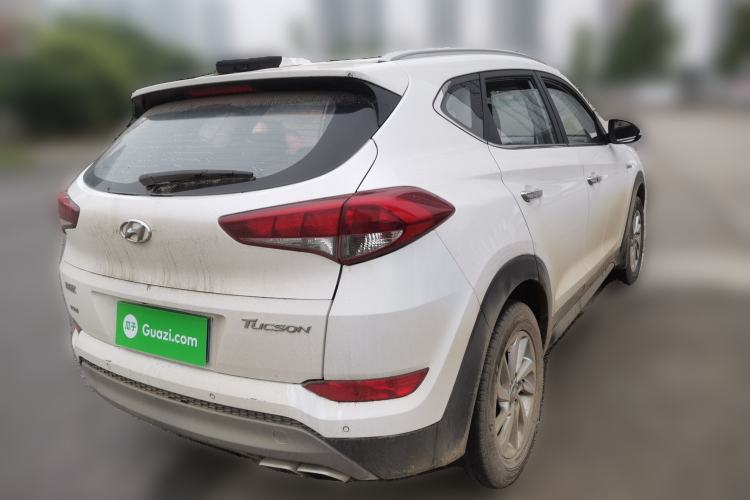 Used Hyundai Tucson 2015 1.6T Dual-Clutch Two-Wheel-Drive Smart Model Rear Right 45 Deg
