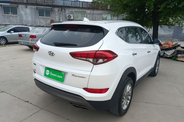 Used Hyundai Tucson 2015 1.6T Dual-Clutch Two-Wheel-Drive Smart Model Rear Right 45 Deg