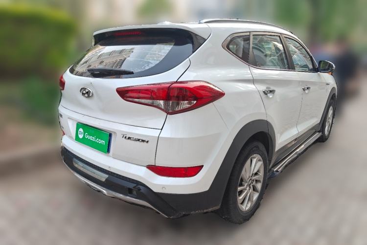 Used Hyundai Tucson 2015 1.6T Dual-Clutch Two-Wheel-Drive Smart Model Rear Right 45 Deg