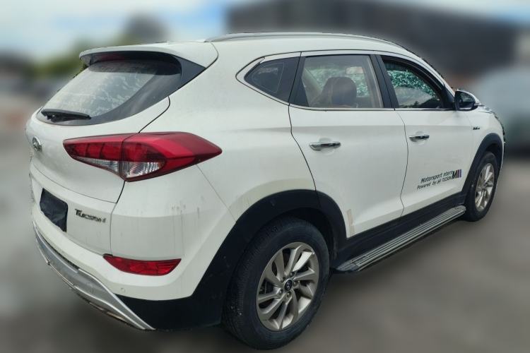 Used Hyundai Tucson 2015 1.6T Dual-Clutch Two-Wheel-Drive Smart Model Rear Right 45 Deg