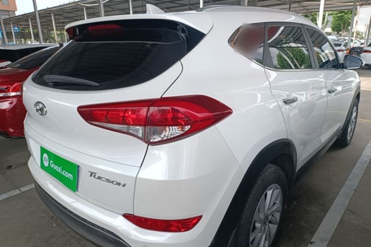 Used Hyundai Tucson 2015 1.6T Dual-Clutch Two-Wheel-Drive Smart Model Rear Right 45 Deg