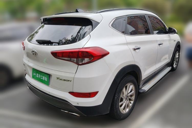 Used Hyundai Tucson 2015 1.6T Dual-Clutch Two-Wheel-Drive Smart Model Rear Right 45 Deg