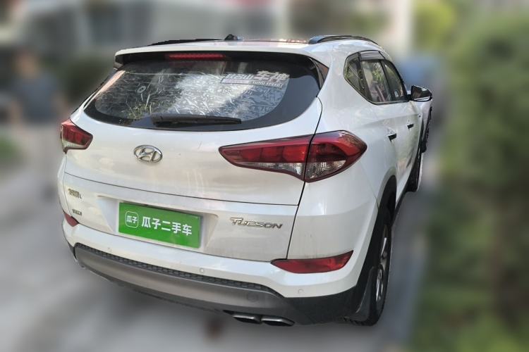 Used Hyundai Tucson 2015 1.6T Dual-Clutch Two-Wheel-Drive Smart Model Rear Right 45 Deg