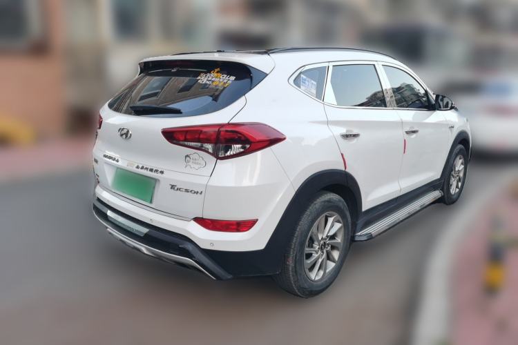Used Hyundai Tucson 2015 1.6T Dual-Clutch Two-Wheel-Drive Smart Model Rear Right 45 Deg