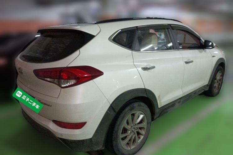 Used Hyundai Tucson 2015 1.6T Dual-Clutch Two-Wheel-Drive Smart Model Rear Right 45 Deg