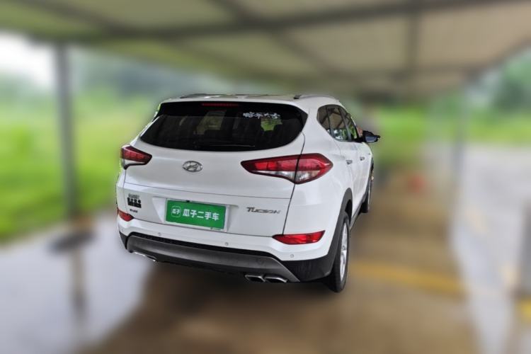 Used Hyundai Tucson 2015 1.6T Dual-Clutch Two-Wheel-Drive Smart Model Rear Right 45 Deg