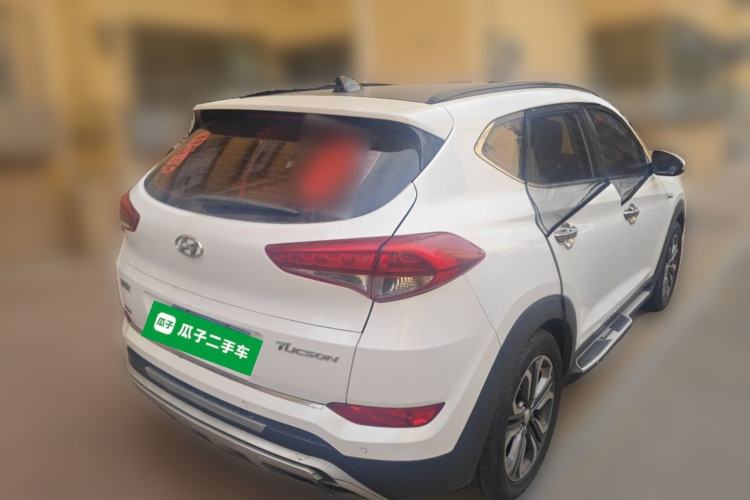 Used Hyundai Tucson 2015 1.6T Dual-Clutch Two-Wheel-Drive Leading Model Rear Right 45 Deg