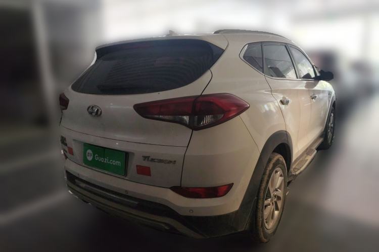 Used Hyundai Tucson 2015 1.6T Dual-Clutch Two-Wheel-Drive Smart Model Rear Right 45 Deg