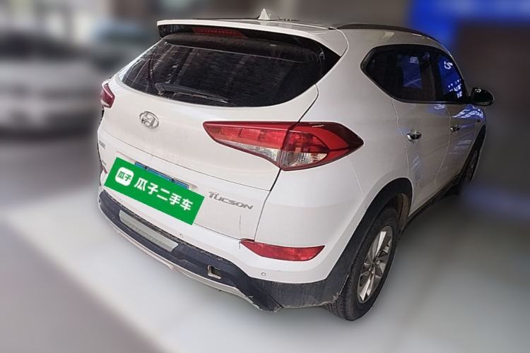 Used Hyundai Tucson 2015 1.6T Dual-Clutch Two-Wheel-Drive Smart Model Rear Right 45 Deg
