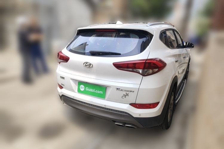 Used Hyundai Tucson 2015 1.6T Dual-Clutch Two-Wheel-Drive Smart Model Rear Right 45 Deg