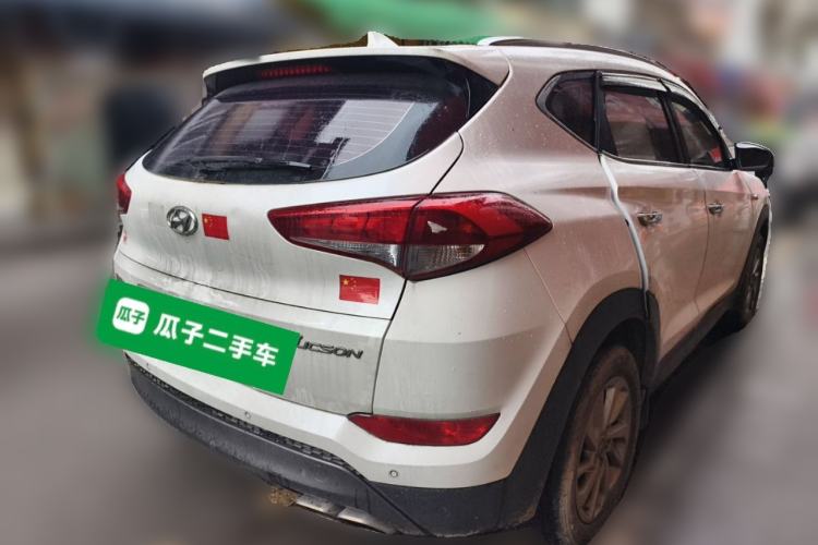 Used Hyundai Tucson 2015 1.6T Dual-Clutch Two-Wheel-Drive Smart Model Rear Right 45 Deg