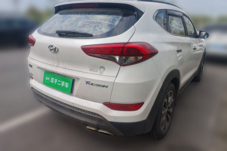 Used Hyundai Tucson 2015 1.6T Dual-Clutch Two-Wheel-Drive Leading Model Rear Right 45 Deg