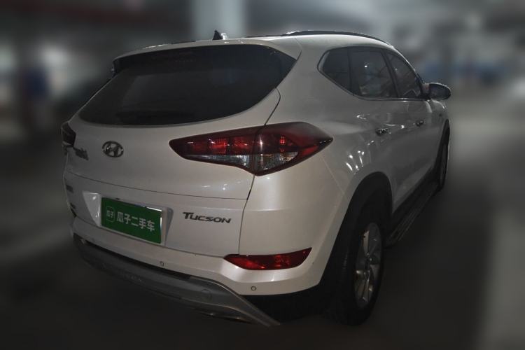 Used Hyundai Tucson 2015 1.6T Dual-Clutch Two-Wheel-Drive Smart Model Rear Right 45 Deg