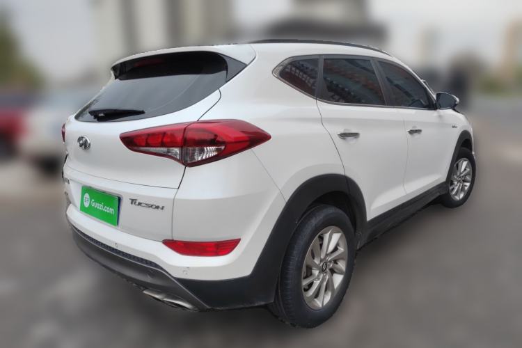 Used Hyundai Tucson 2015 1.6T Dual-Clutch Two-Wheel-Drive Smart Model Rear Right 45 Deg