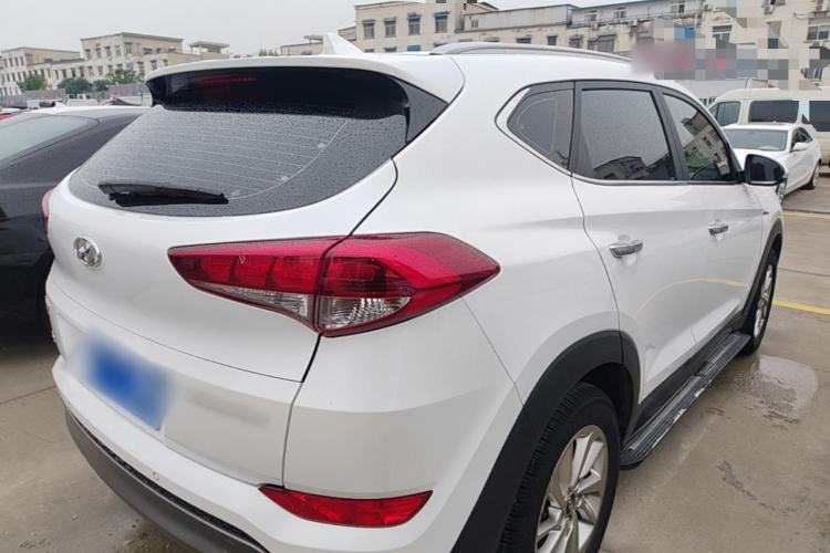 Used Hyundai Tucson 2015 1.6T Dual-Clutch Two-Wheel-Drive Smart Model Rear Right 45 Deg