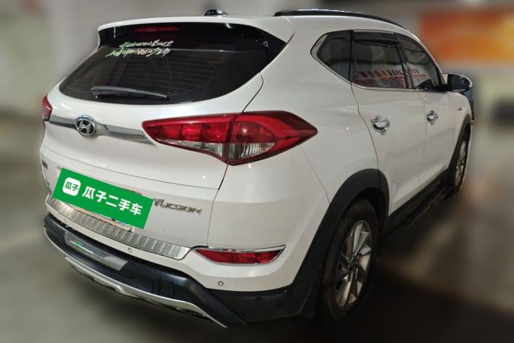 Used Hyundai Tucson 2015 1.6T Dual-Clutch Two-Wheel-Drive Smart Model Rear Right 45 Deg