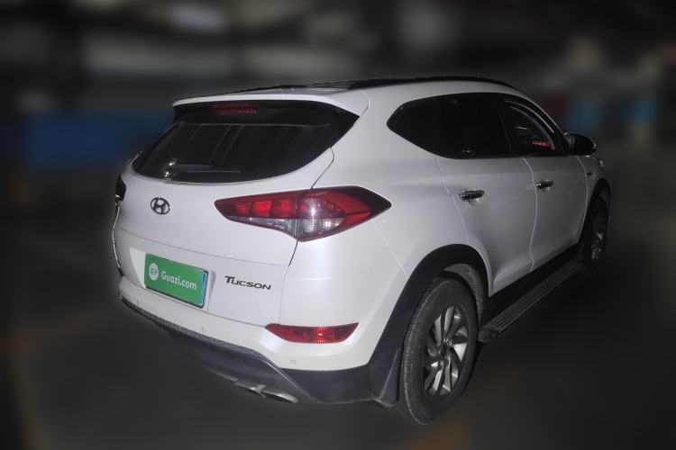 Used Hyundai Tucson 2015 1.6T Dual-Clutch Two-Wheel-Drive Smart Model Rear Right 45 Deg